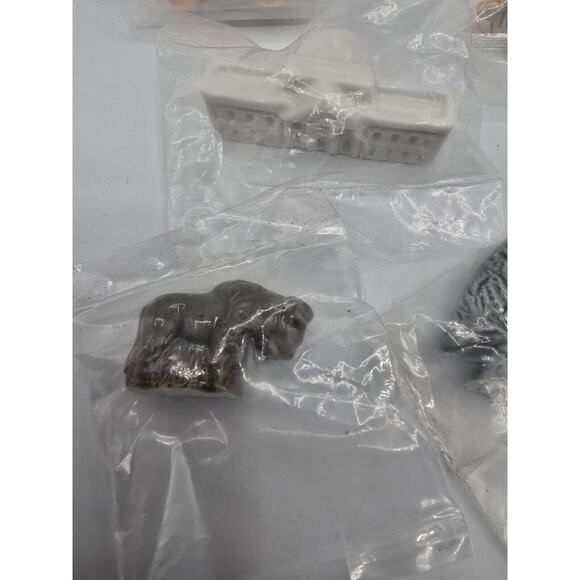 Wade England Red Rose Tea Figures American Heritage Series - Picture 3 of 4